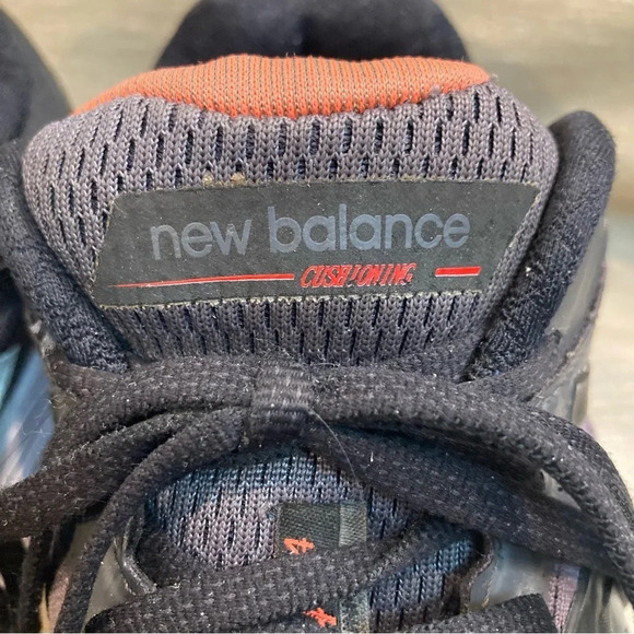 NEW BALANCE Sz 9.5 840  V4 Running Abzorb Technology Lace Up Sneakers - Picture 5 of 16